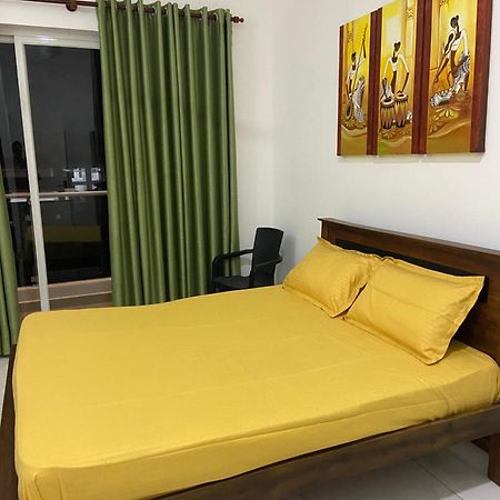 Sea View A Lägenhet Dehiwala-Mount Lavinia Exteriör bild